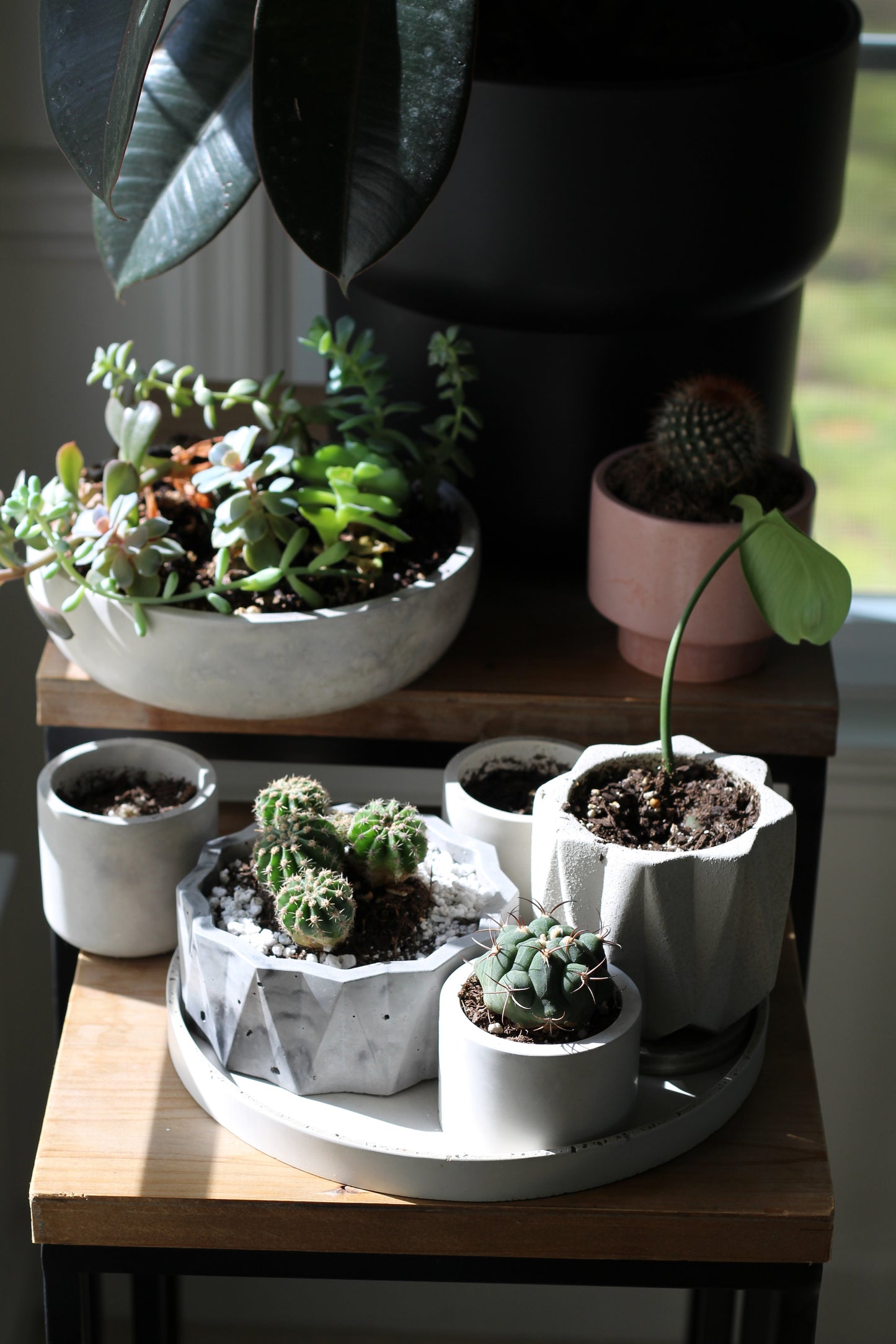 Concrete Round Prism Pot for Plants