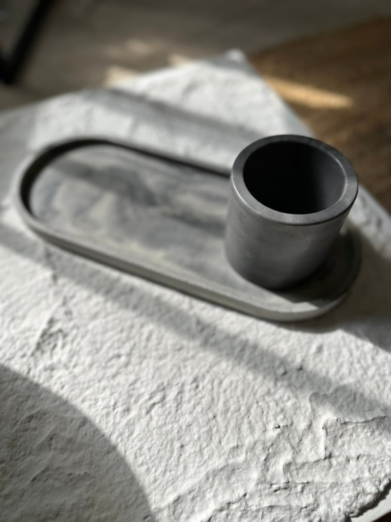 Big Oval Concrete Organizer