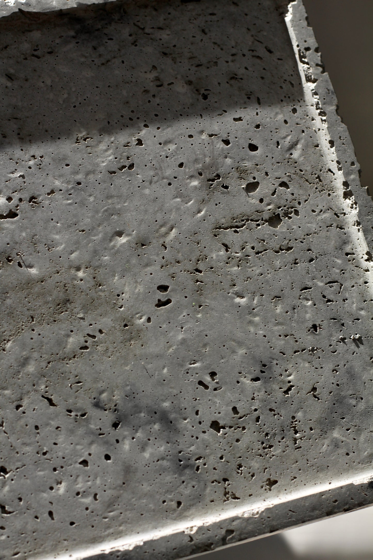 Handmade Concrete Tray: Modern Jewelry & Candle Holder, Natural pore stone Style