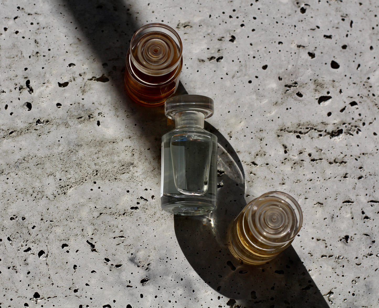 Handmade Concrete Tray: Modern Jewelry & Candle Holder, Natural pore stone Style