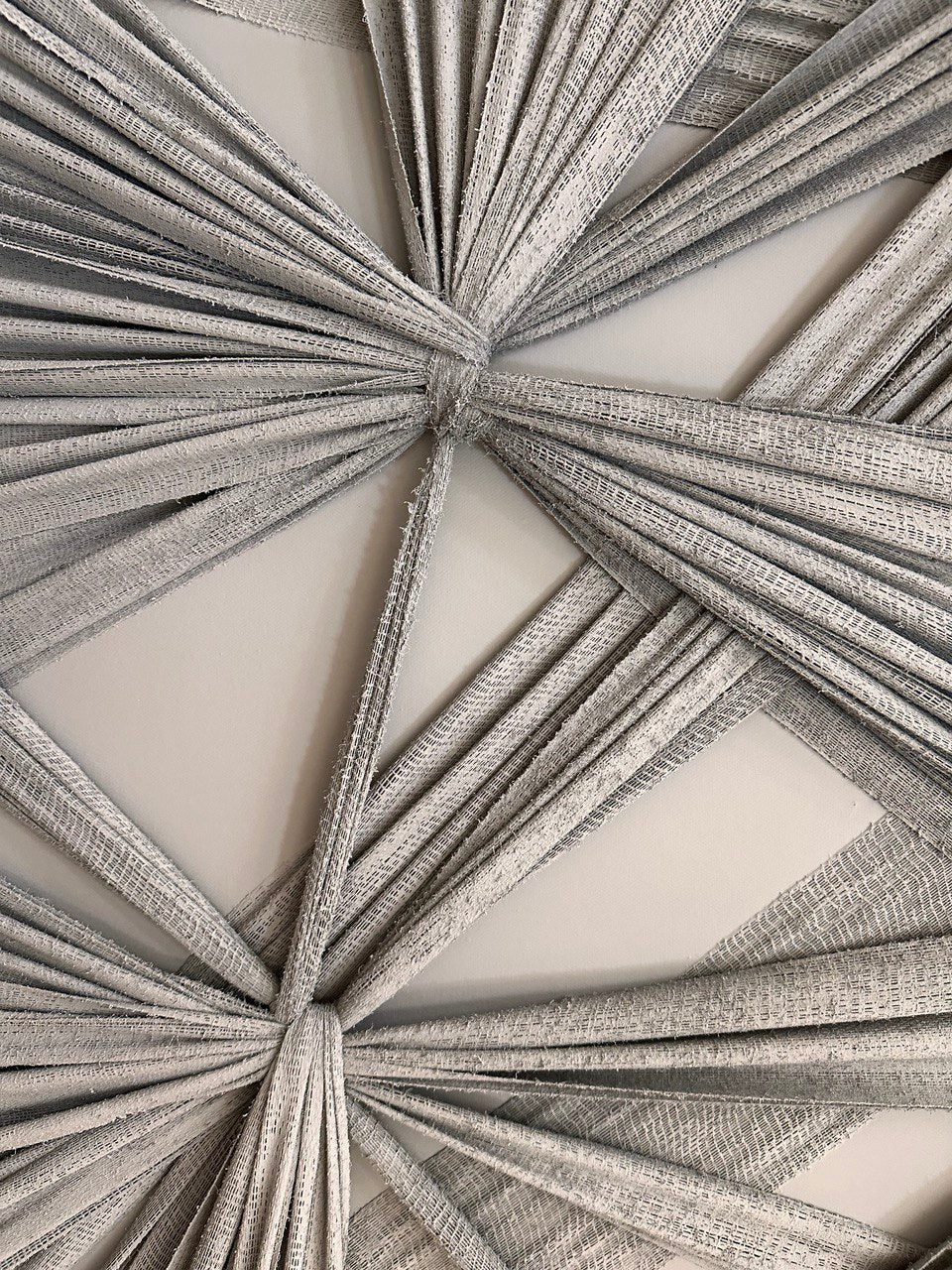 Structured Lines With Knots in Gray