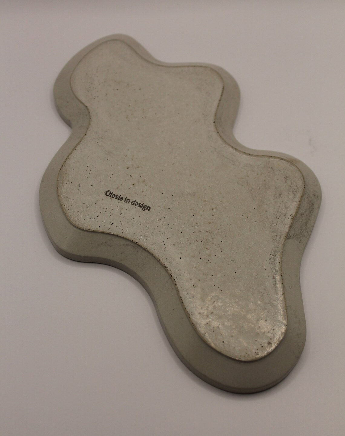Cloud-Shaped Jewelry & Vanity Organizer