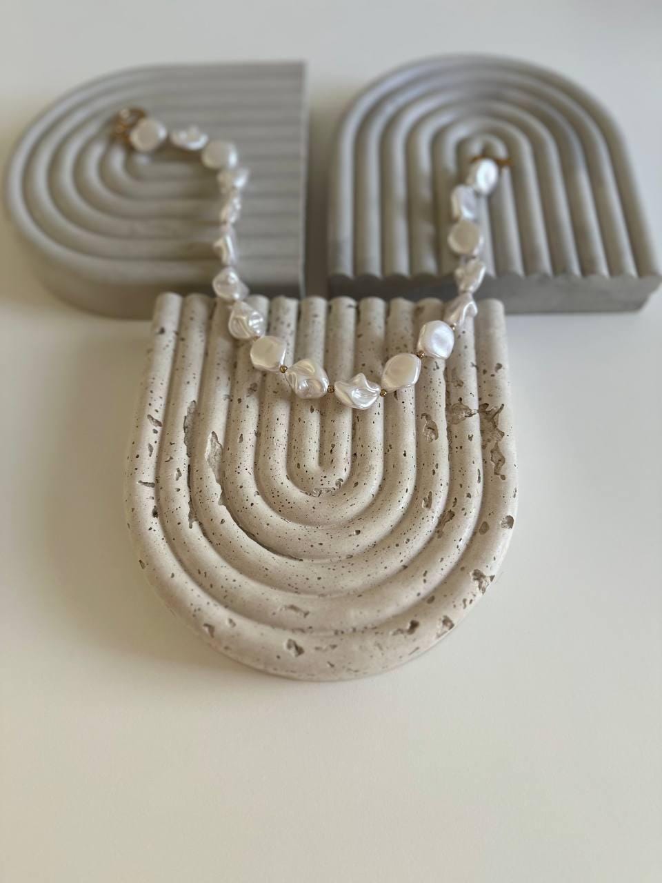 Handmade Concrete Arch Tray: Modern Desk & Vanity Organizer