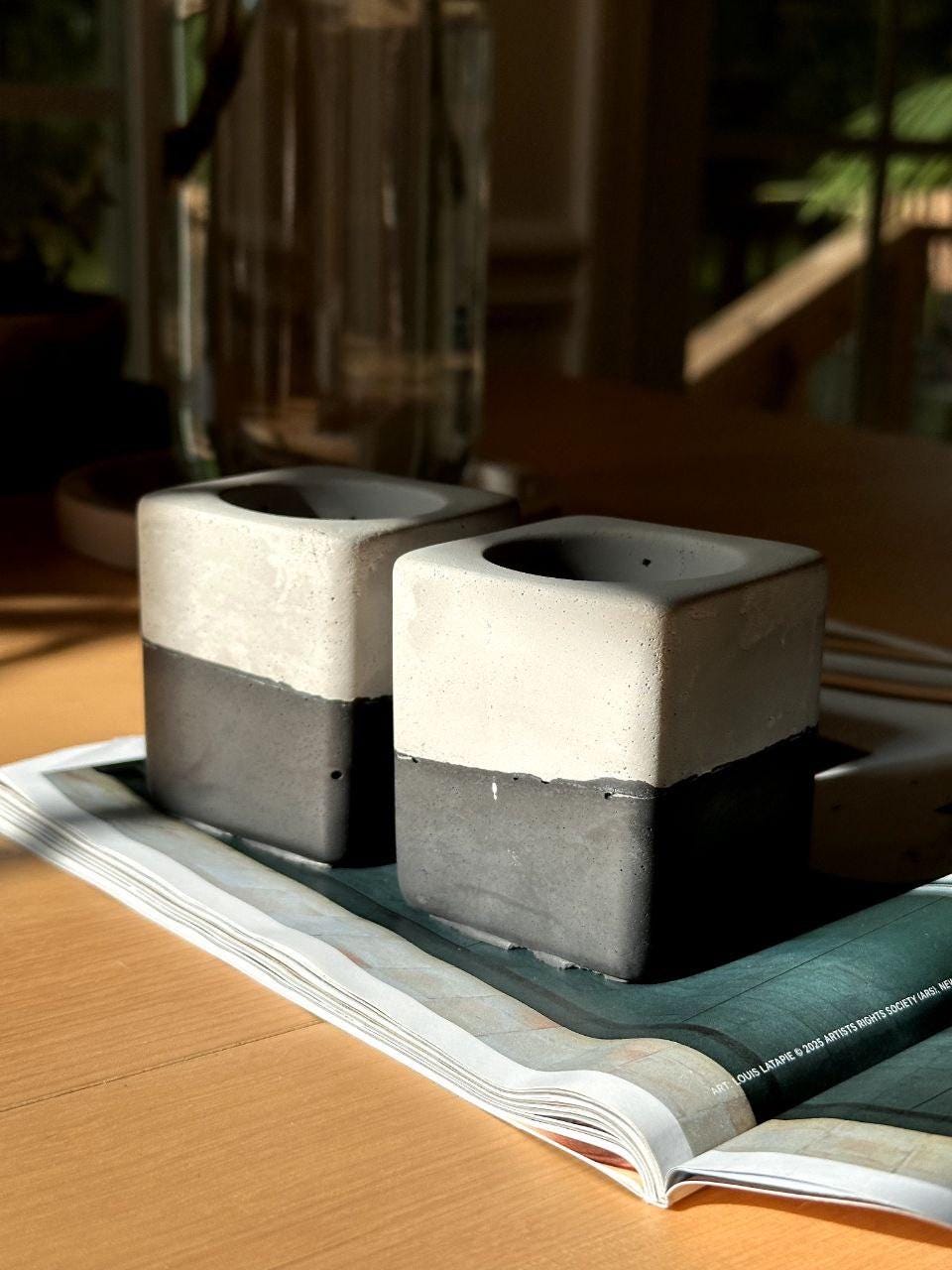 Concrete Electric Toothbrush Holder Set: Art Nouveau Bathroom Decor
