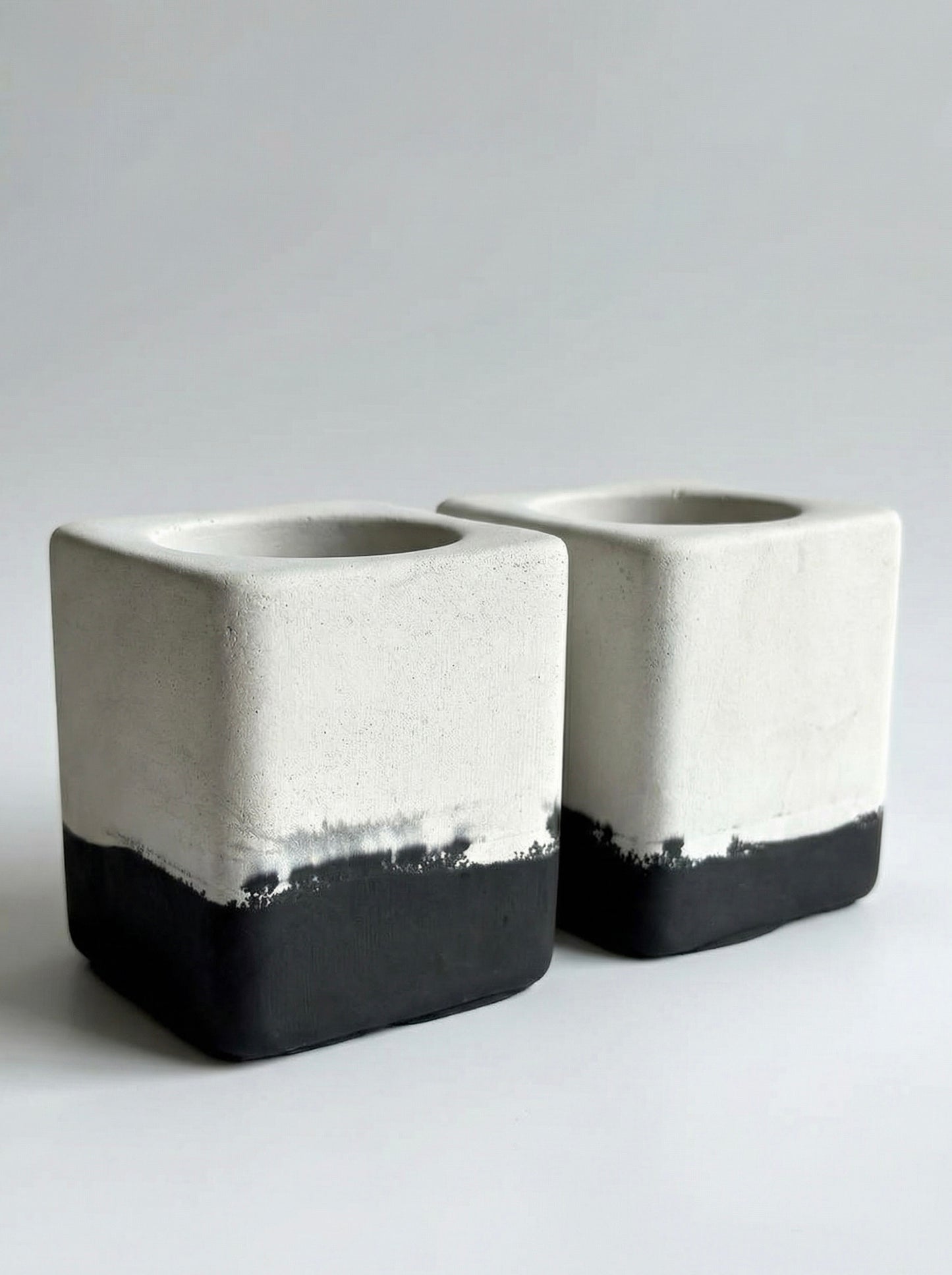 Concrete Electric Toothbrush Holder Set: Art Nouveau Bathroom Decor