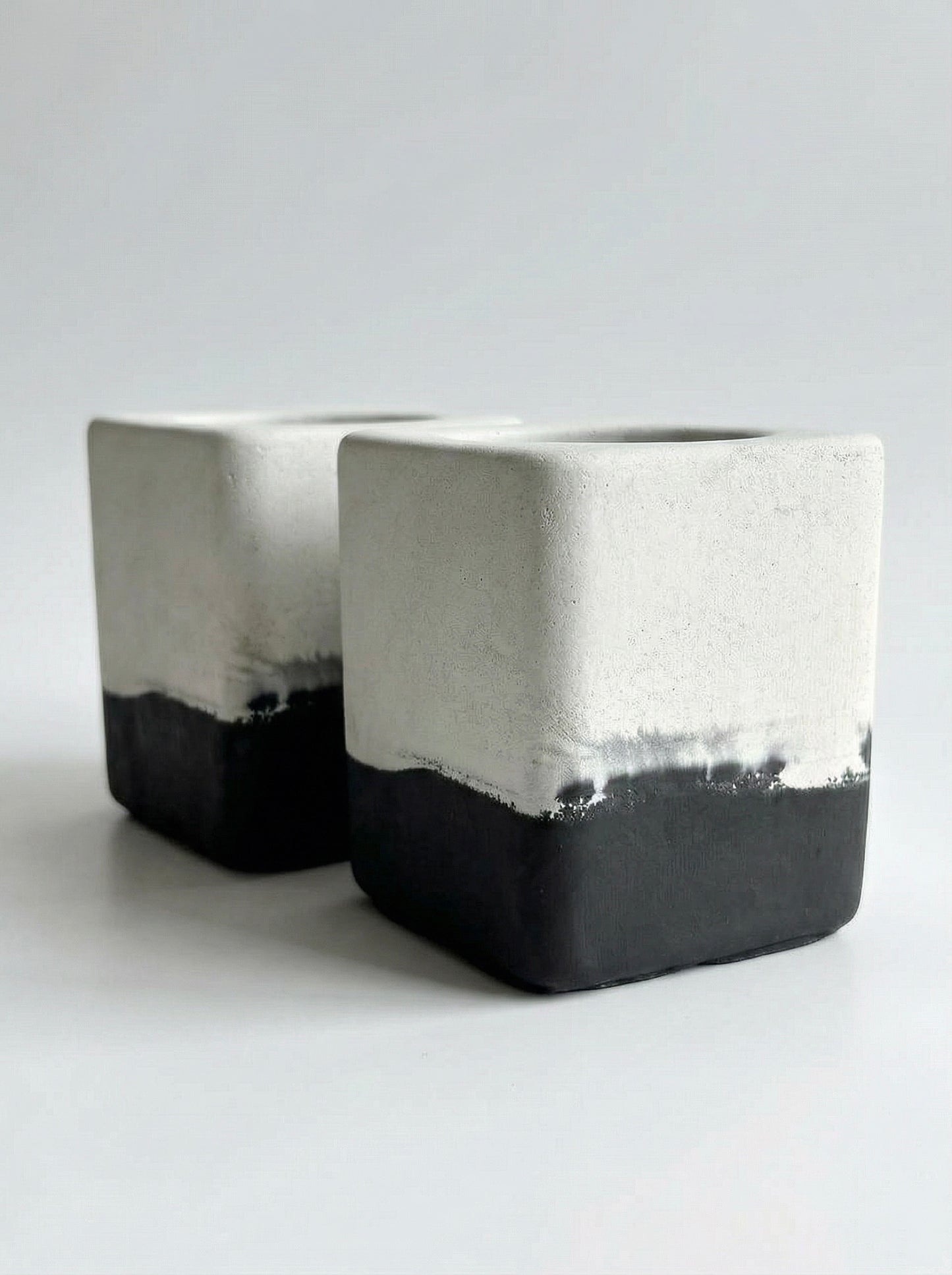 Concrete Electric Toothbrush Holder Set: Art Nouveau Bathroom Decor