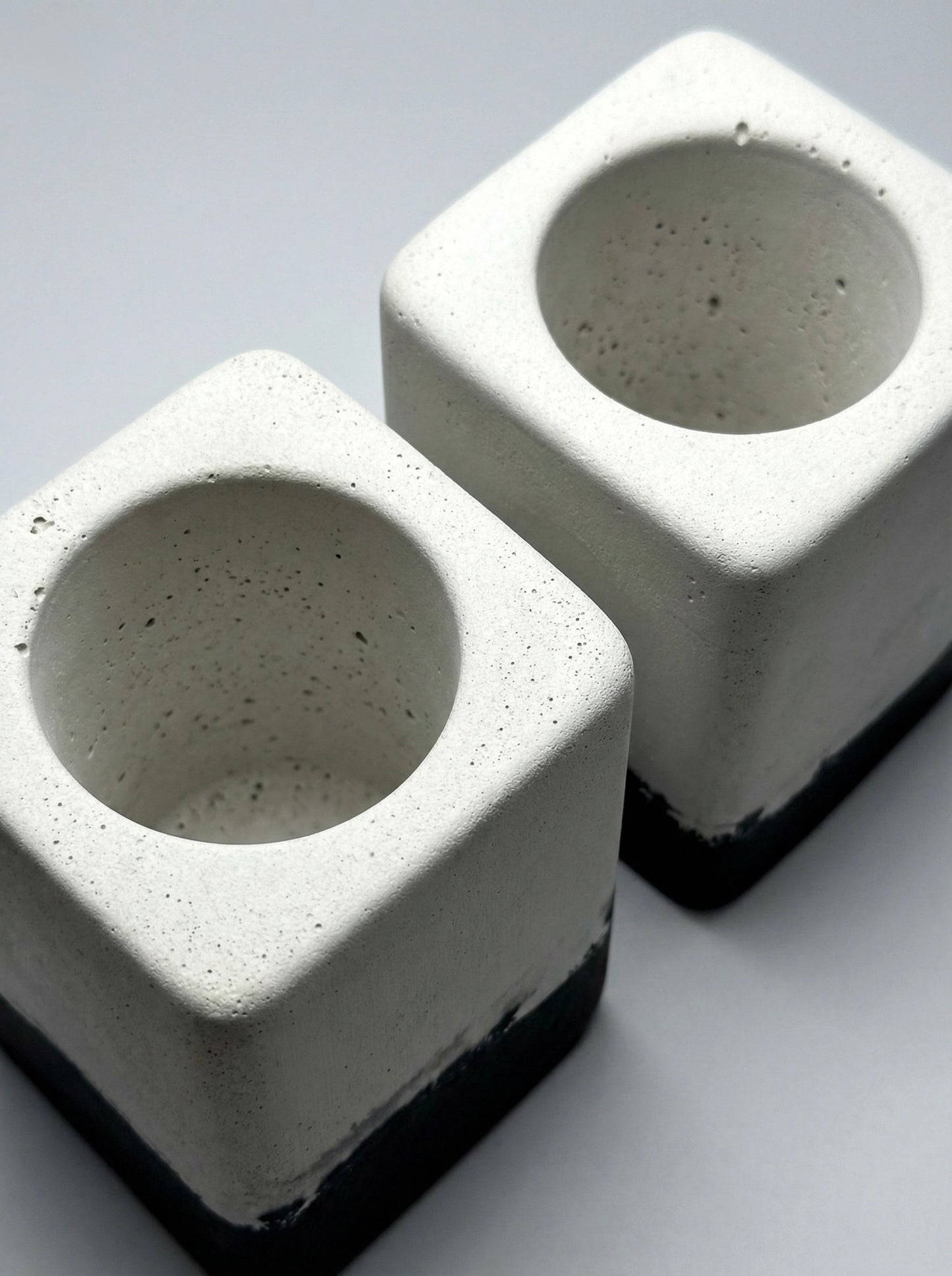 Concrete Electric Toothbrush Holder Set: Art Nouveau Bathroom Decor