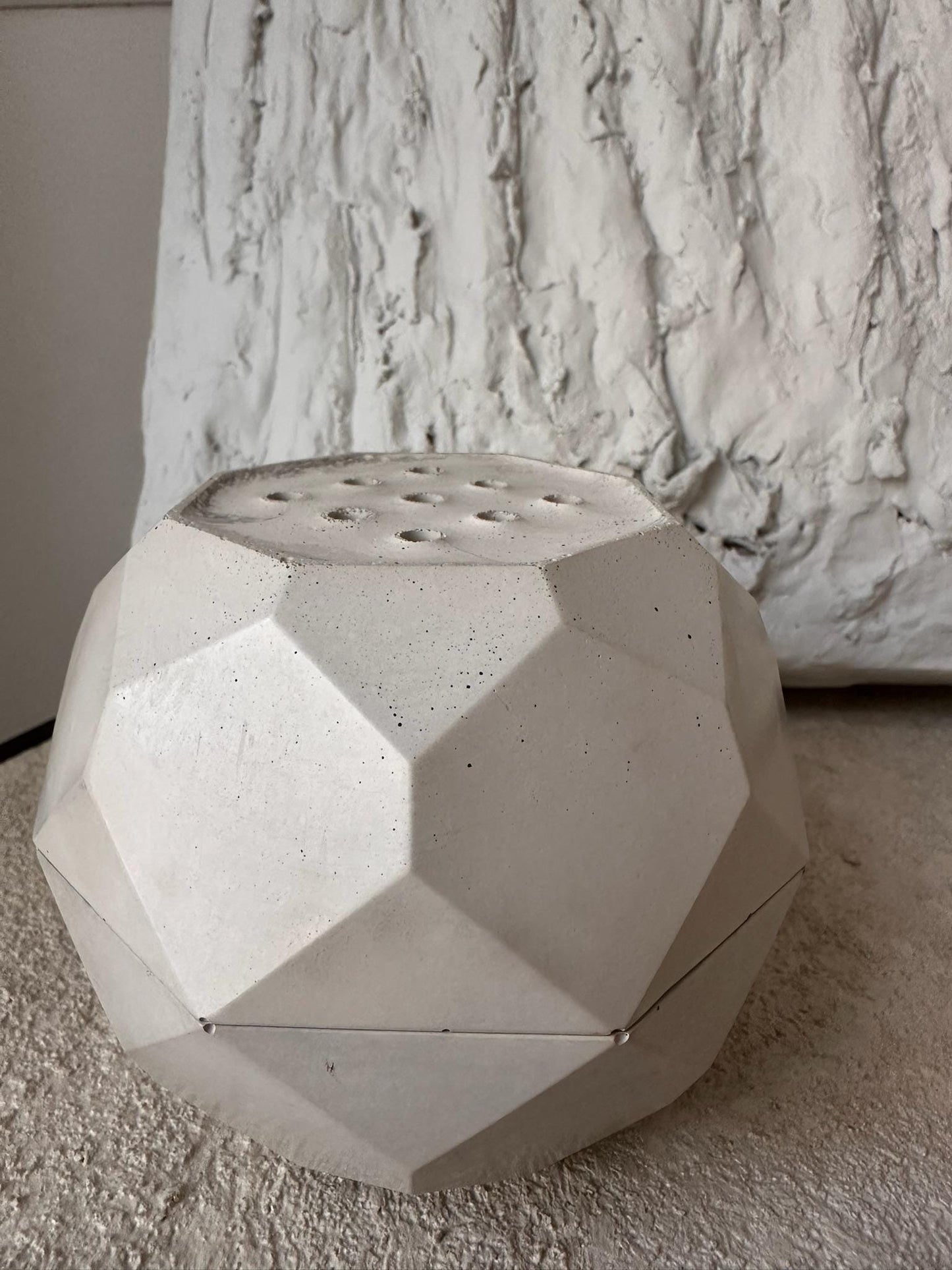 Concrete Incense Holder: Meditation Decor with Cones