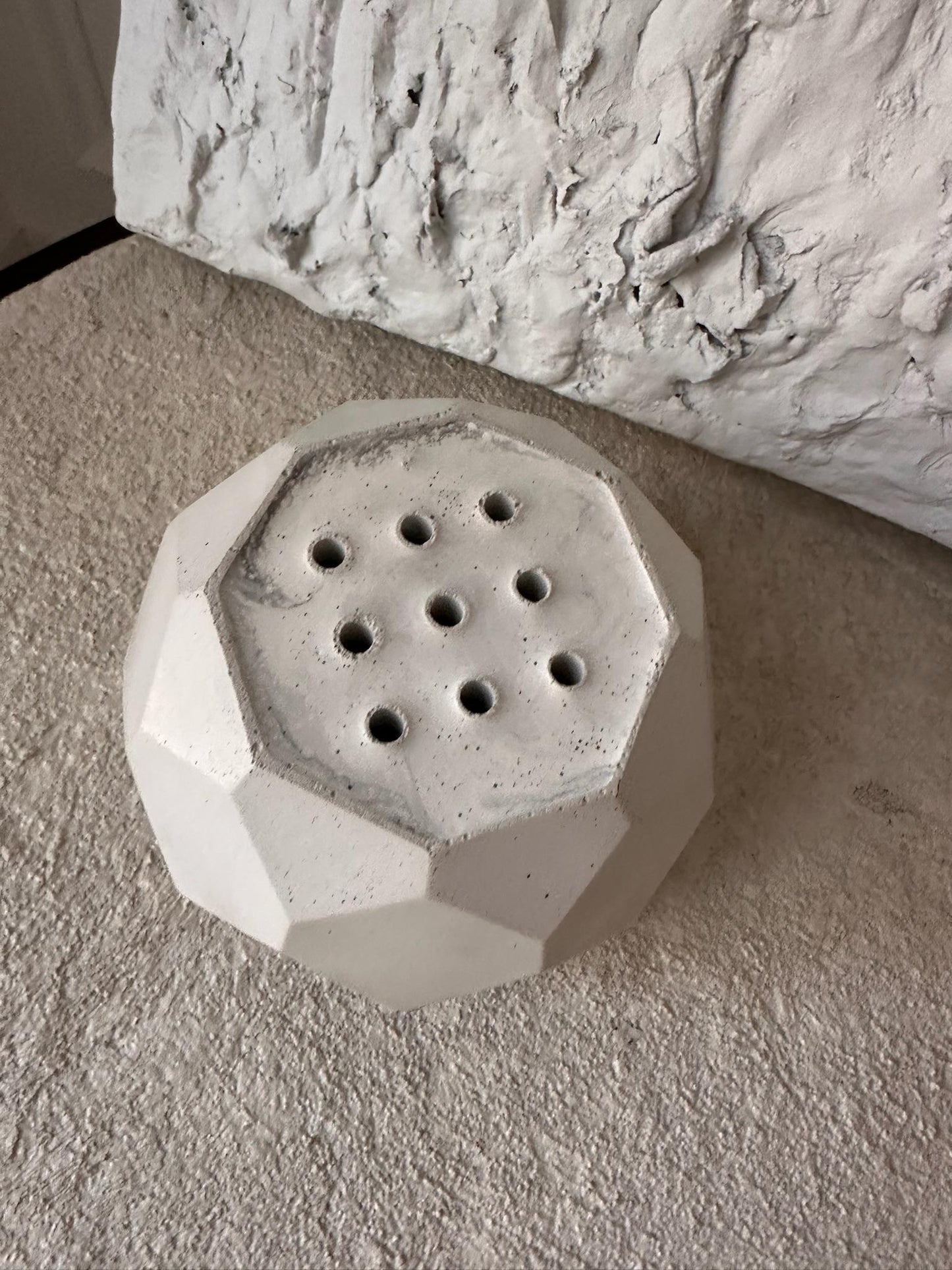 Concrete Incense Holder: Meditation Decor with Cones