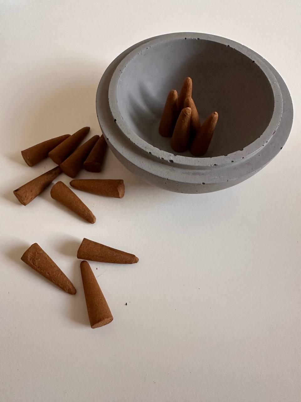 Palo Santo Incense Cones: Natural Handmade Aromatherapy Scents