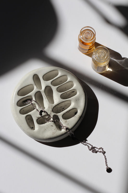 Handmade Concrete Ring Dish – Elegant Jewelry Organizer, Vanity Tray for Rings and Accessories, Perfect for Bathroom or Dressing Table