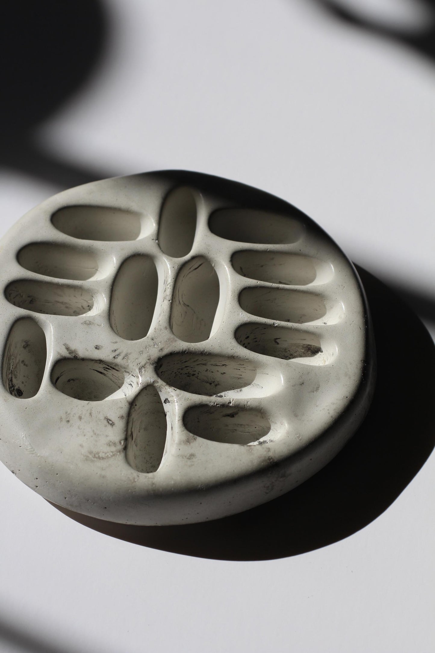 Handmade Concrete Ring Dish – Elegant Jewelry Organizer, Vanity Tray for Rings and Accessories, Perfect for Bathroom or Dressing Table